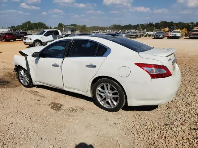 2010 NISSAN MAXIMA S  