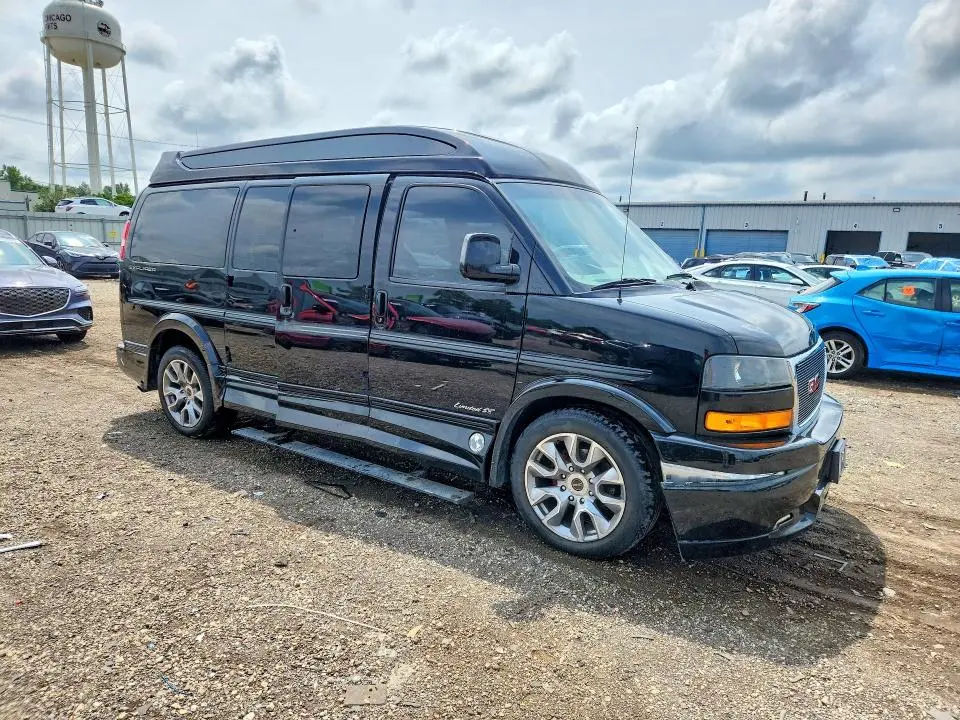 2022 GMC SAVANA G2500  