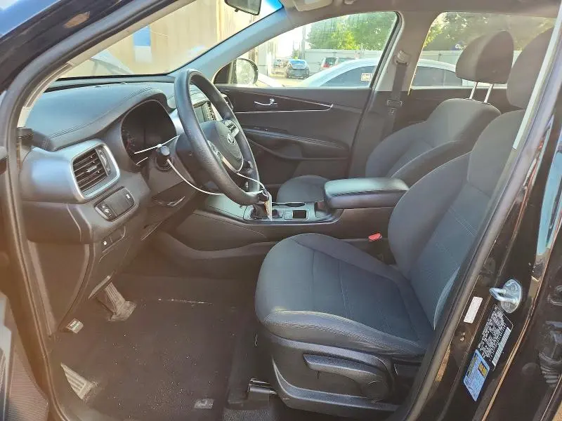 2020 KIA SORENTO S  