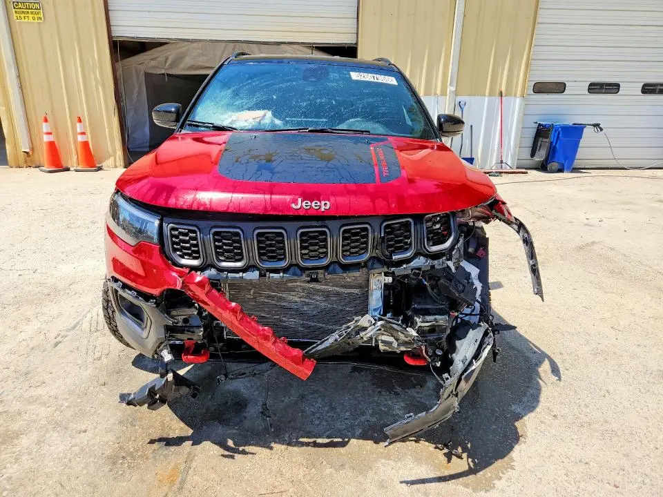 2025 JEEP COMPASS TRAILHAWK  