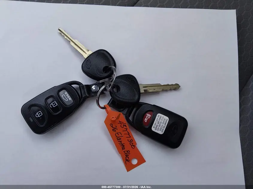 2020 HYUNDAI ELANTRA SE