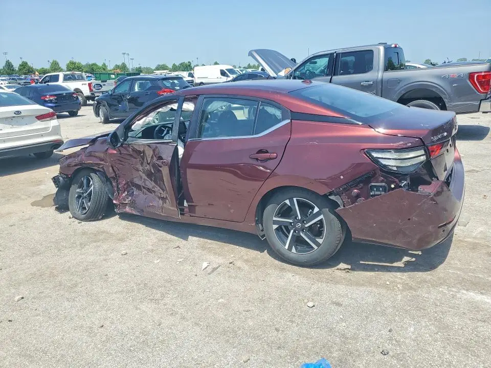 2025 NISSAN SENTRA SV  