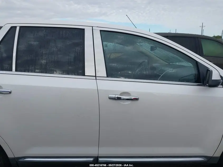 2011 LINCOLN MKX  