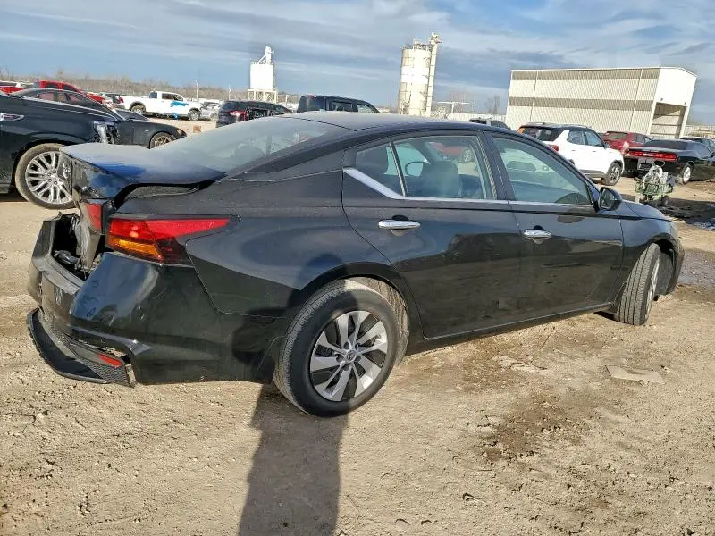 2023 NISSAN ALTIMA S  