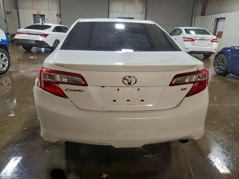 2014 TOYOTA CAMRY L  