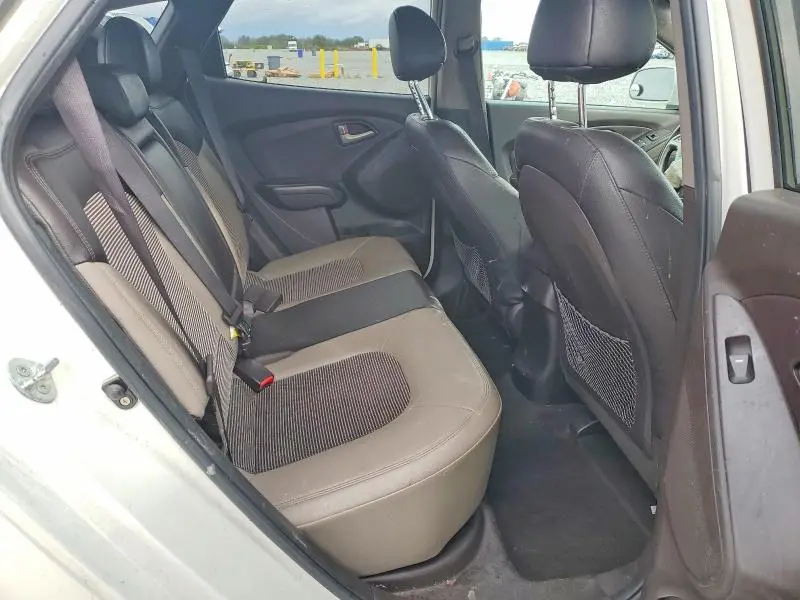 2012 HYUNDAI TUCSON GLS  