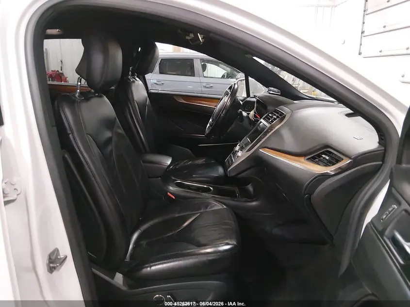 2017 LINCOLN MKC SELECT
