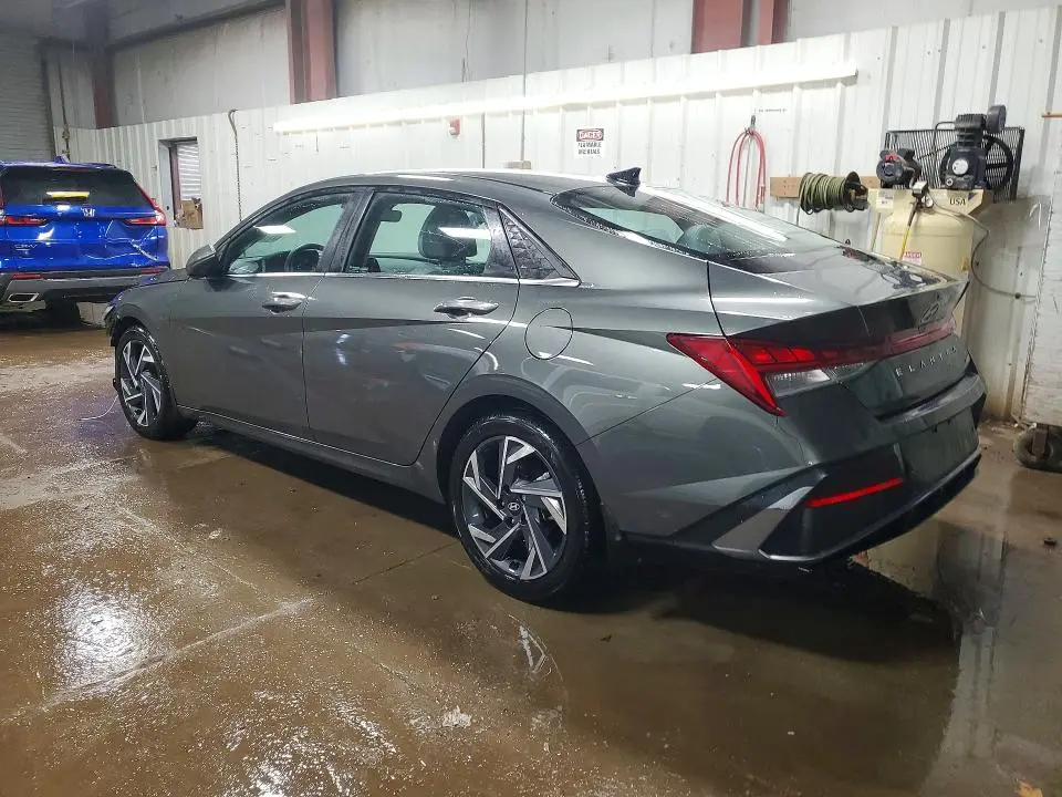 2024 HYUNDAI ELANTRA LIMITED  