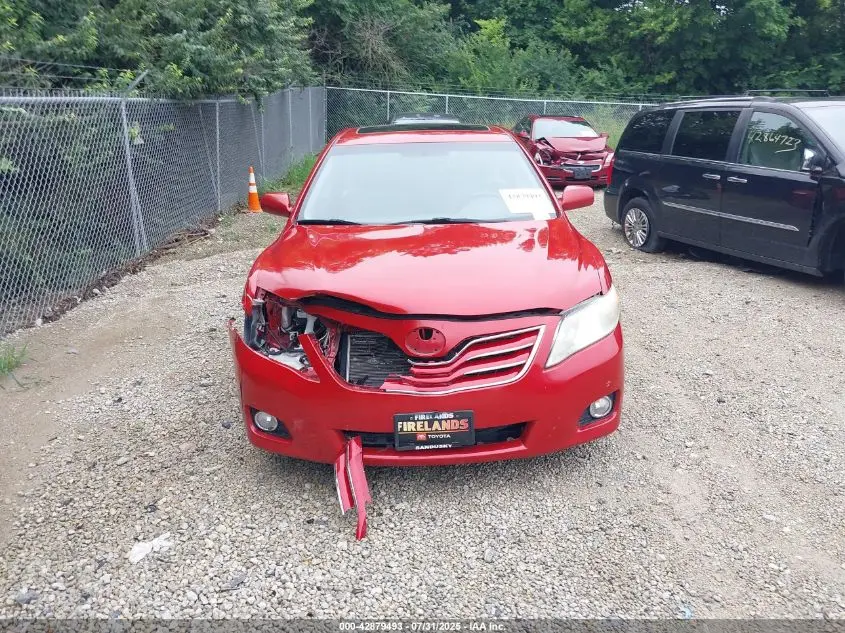 2011 TOYOTA CAMRY XLE