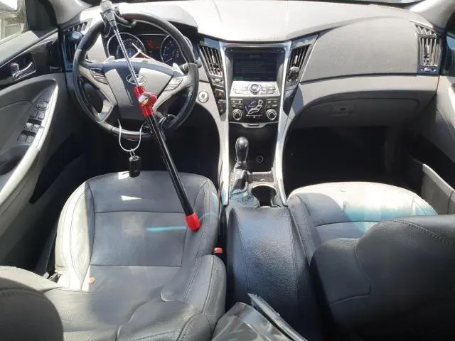 2012 HYUNDAI SONATA SE  