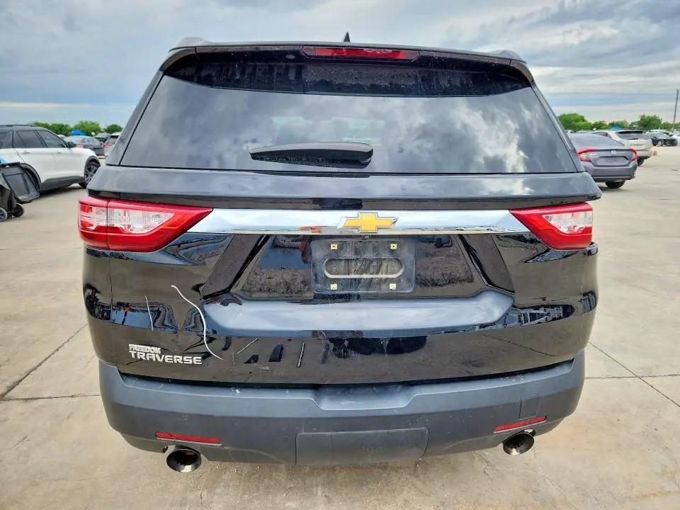2019 CHEVROLET TRAVERSE LS  