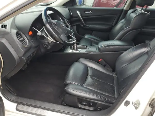 2011 NISSAN MAXIMA S  