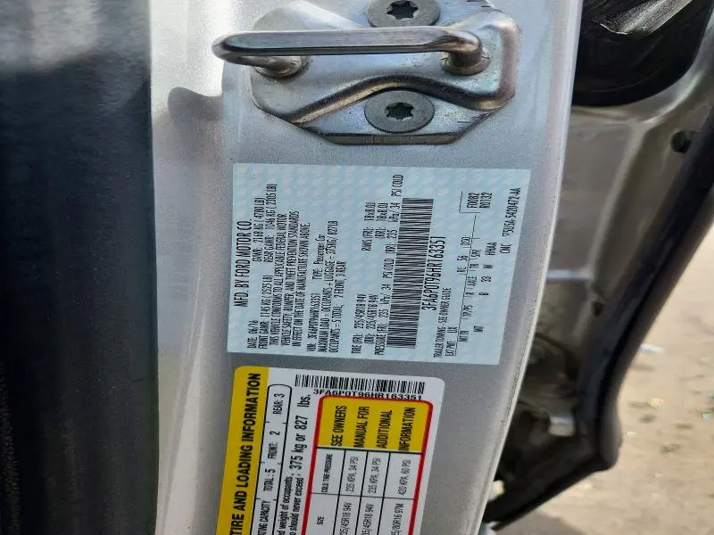 2017 FORD FUSION SE  