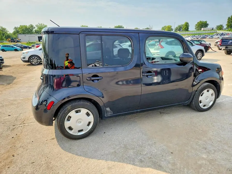 2010 NISSAN CUBE 1.8  