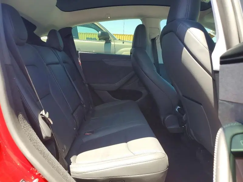 2026 TESLA MODEL Y   