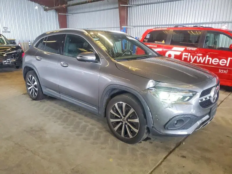 2021 MERCEDES-BENZ GLA 250 4MATIC  