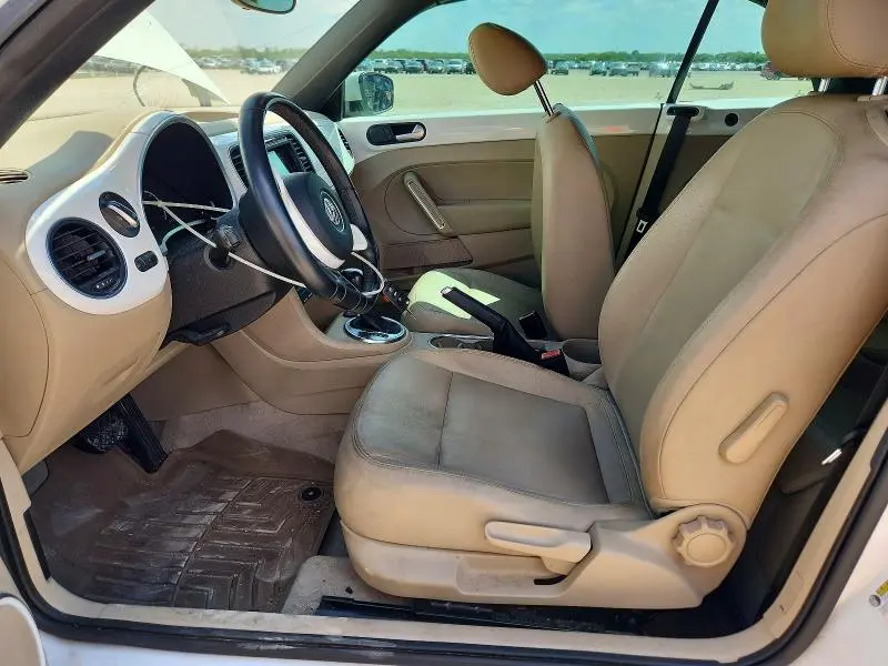 2013 VOLKSWAGEN BEETLE   