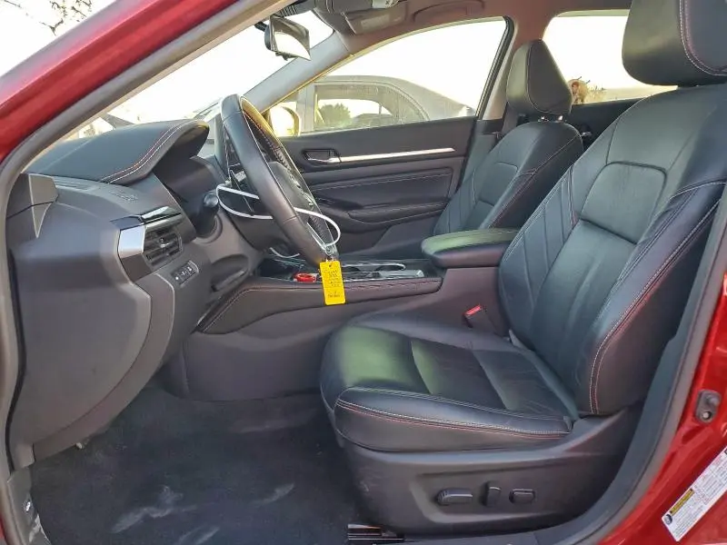 2023 NISSAN ALTIMA SR  