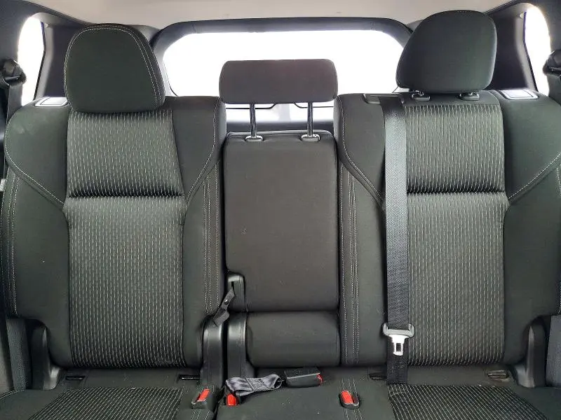 2022 MITSUBISHI OUTLANDER ES  