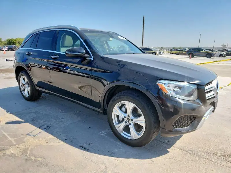 2018 MERCEDES-BENZ GLC 300  