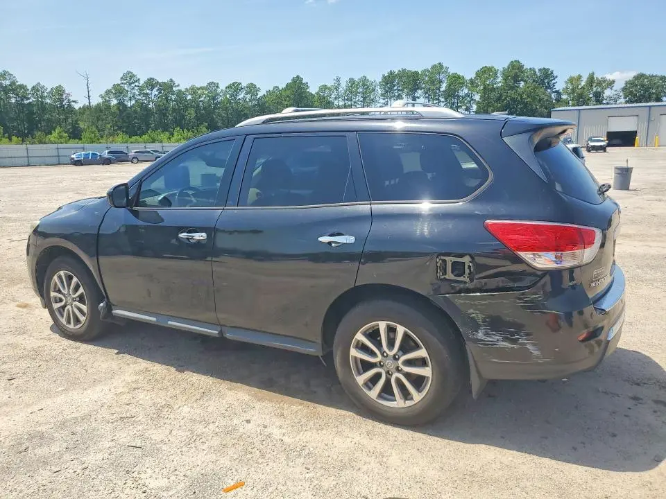2016 NISSAN PATHFINDER SV  