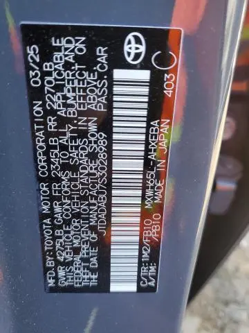 2025 TOYOTA PRIUS LE  