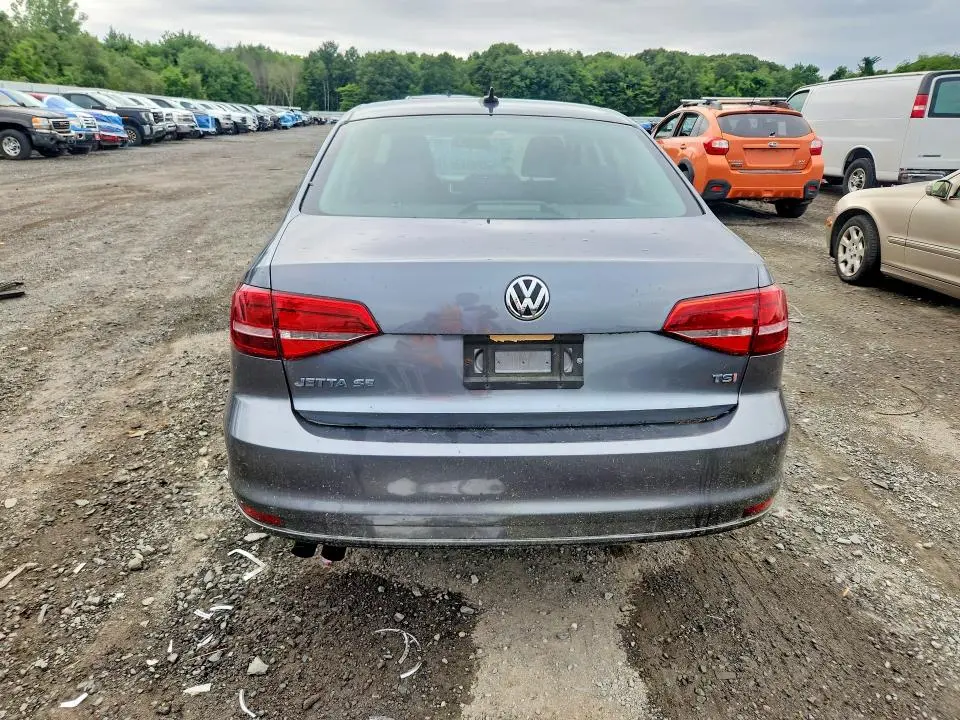 2015 VOLKSWAGEN JETTA SE  