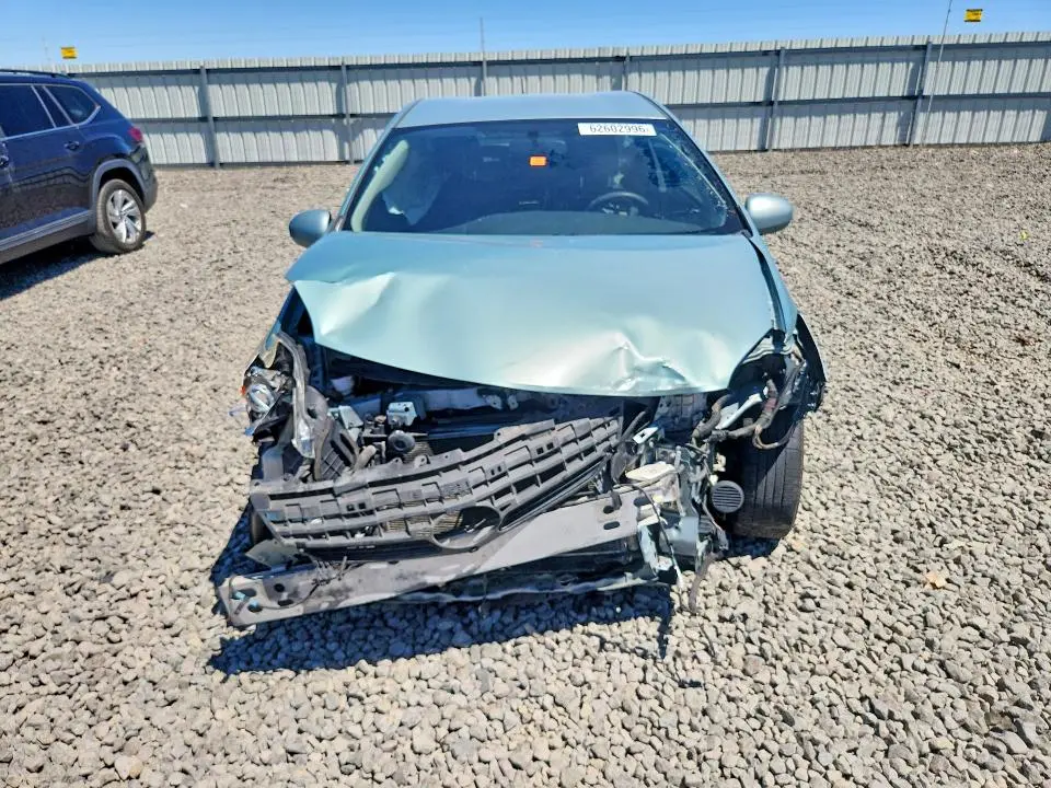 2013 TOYOTA PRIUS TWO  