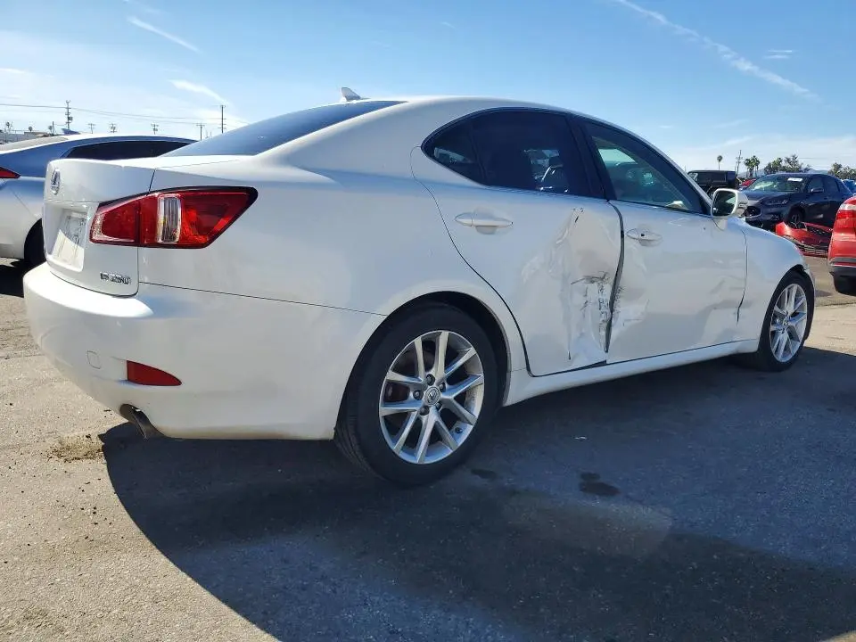 2013 LEXUS IS   