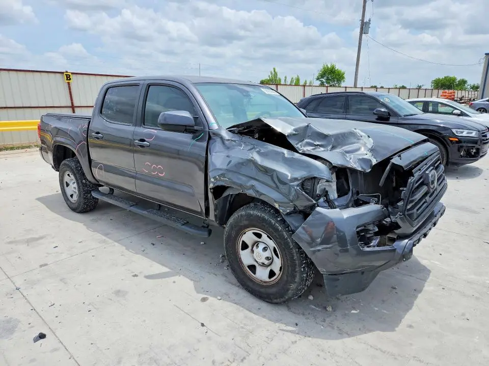2018 TOYOTA TACOMA SR  