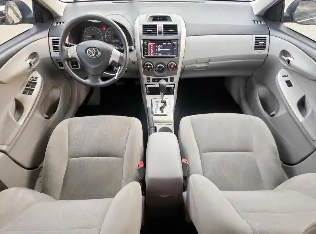 2013 TOYOTA COROLLA BASE  