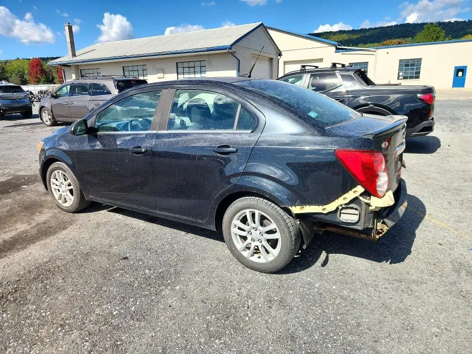 2013 CHEVROLET SONIC LT  