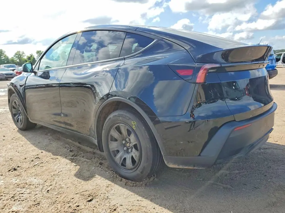 2026 TESLA MODEL Y   