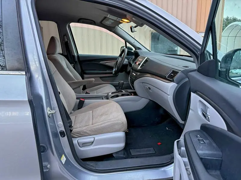 2016 HONDA PILOT LX  