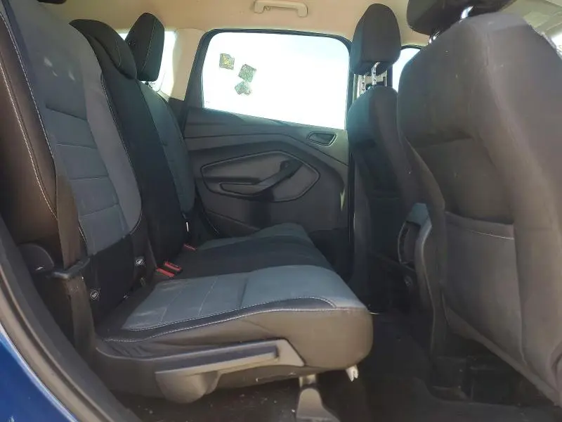 2017 FORD ESCAPE S  