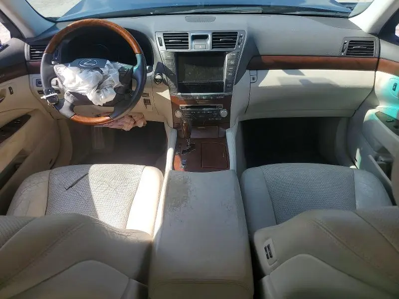 2011 LEXUS LS 460  