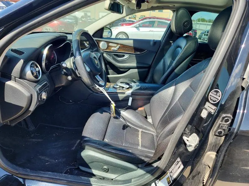 2015 MERCEDES-BENZ C 300  