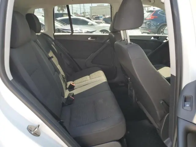 2015 VOLKSWAGEN TIGUAN S  