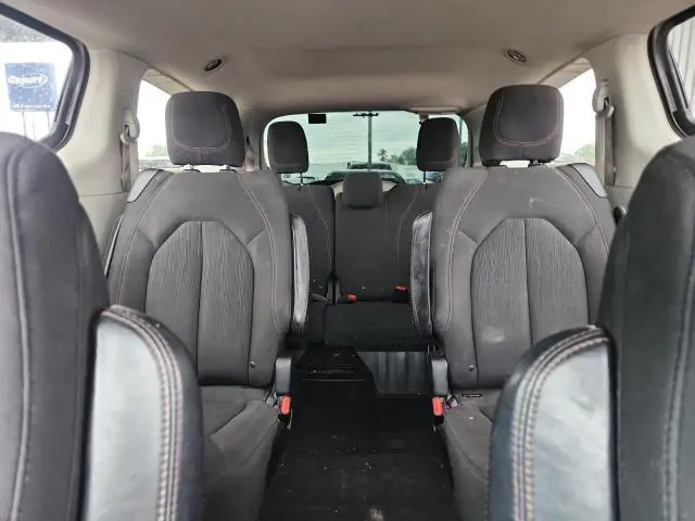 2018 CHRYSLER PACIFICA LX  
