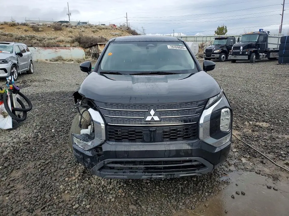 2022 MITSUBISHI OUTLANDER ES  