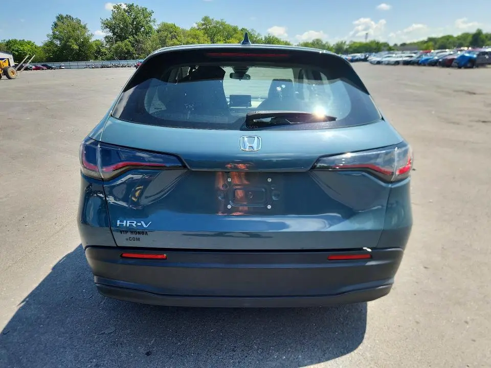 2023 HONDA HR-V LX  