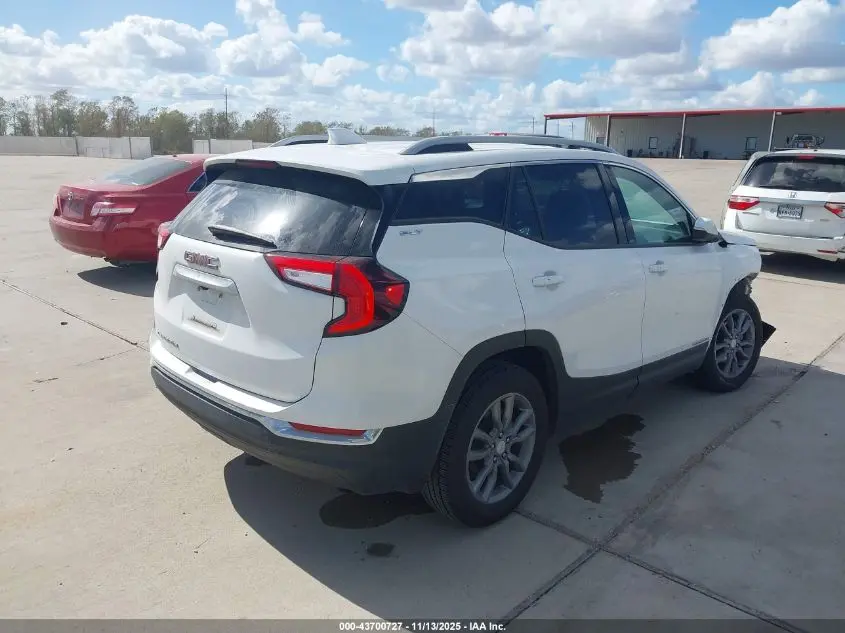 2024 GMC TERRAIN FWD SLT
