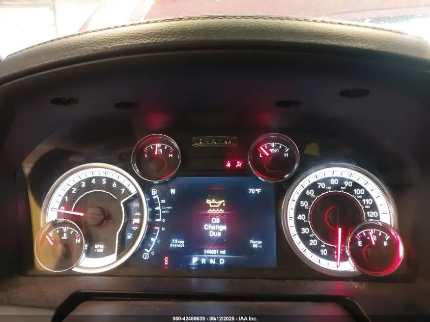2013 RAM 1500 SPORT