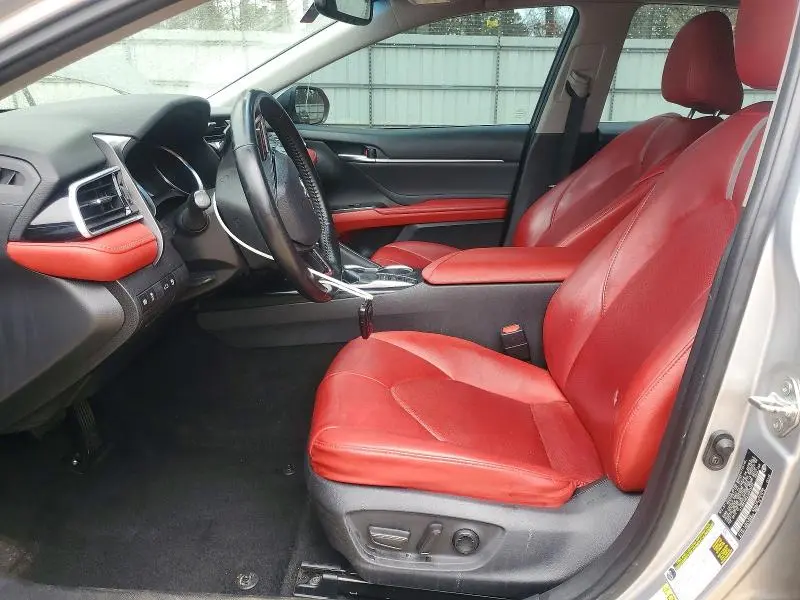 2018 TOYOTA CAMRY XSE  