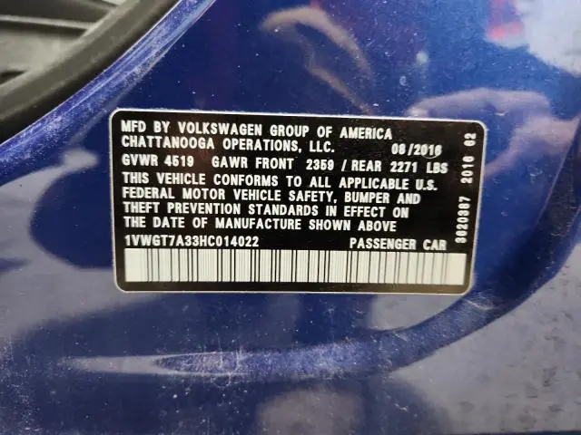 2017 VOLKSWAGEN PASSAT SE  