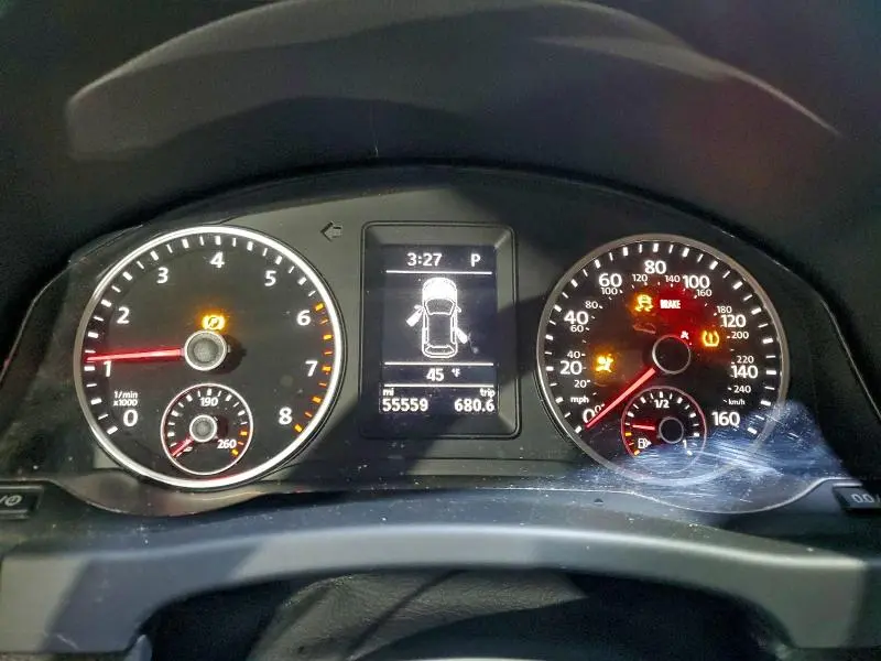 2017 VOLKSWAGEN TIGUAN S  