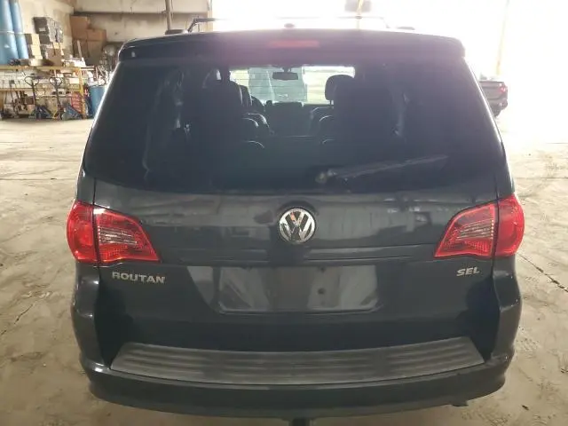 2012 VOLKSWAGEN ROUTAN SEL  