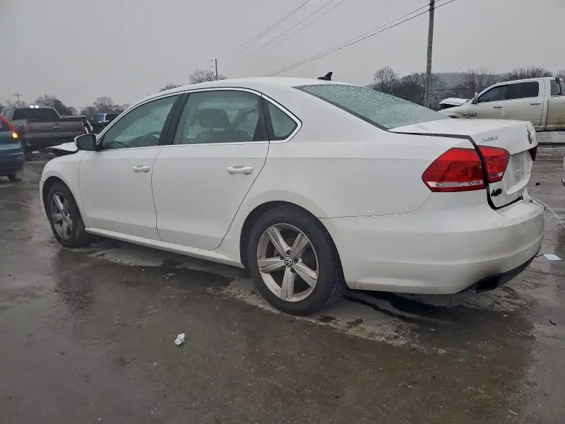 2015 VOLKSWAGEN PASSAT S  