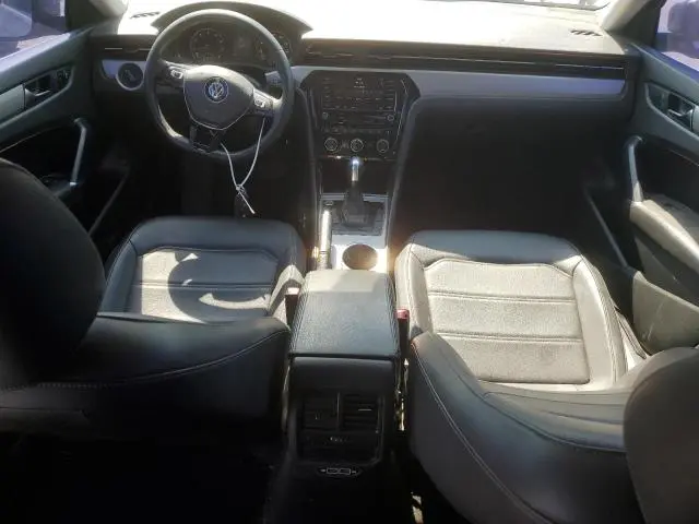 2021 VOLKSWAGEN PASSAT SE  
