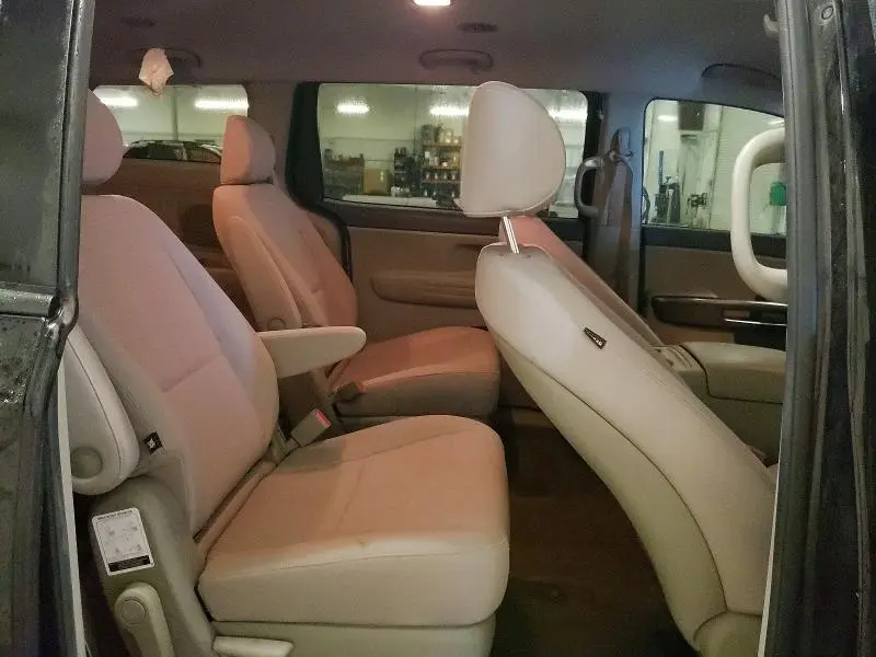 2018 KIA SEDONA L  